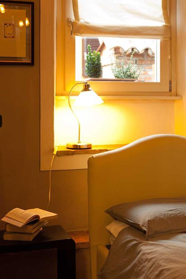 Antico Hospitale Bed & Breakfast Dogliani Bagian luar foto